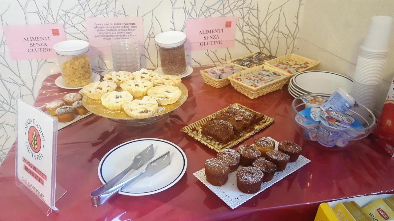 Albergo Sabrina Ρίμινι Εξωτερικό φωτογραφία