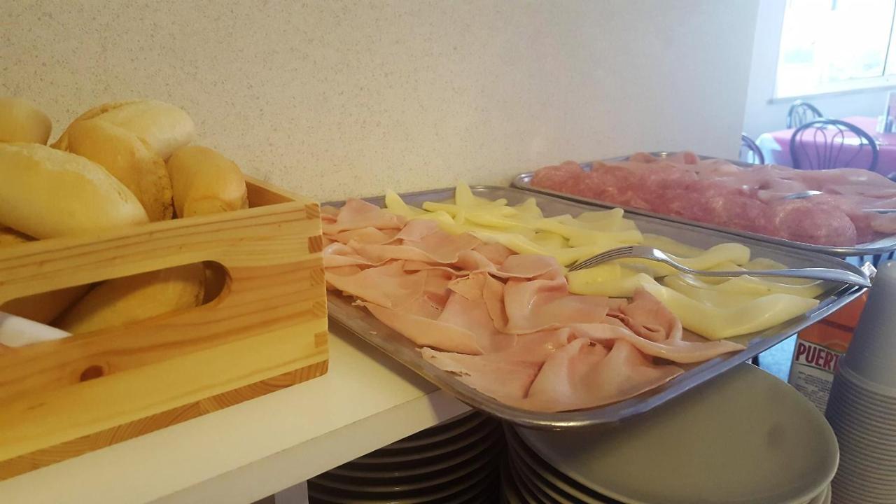 Albergo Sabrina Ρίμινι Εξωτερικό φωτογραφία
